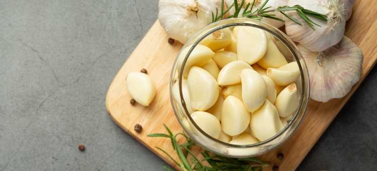 Knoblauch als Geschmacksbringer bei der Speisezubereitung